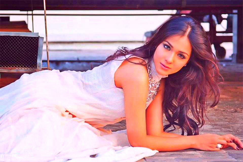 Humaima Malick Biography & Pictures – Pakistani Actress