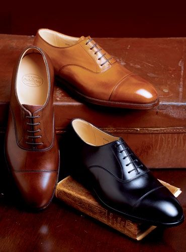 10 Different Types Of Men’s Shoes To Have in 2017