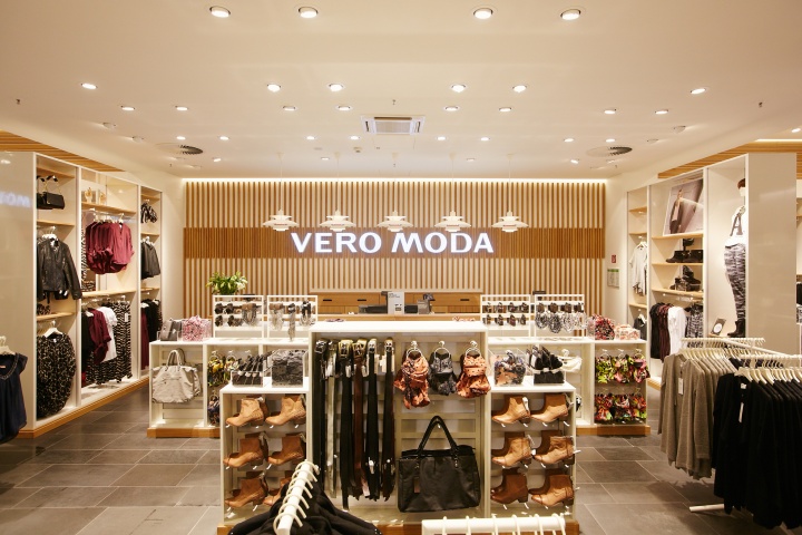 Shop VERO MODA New Deep Desert Collection this Summer