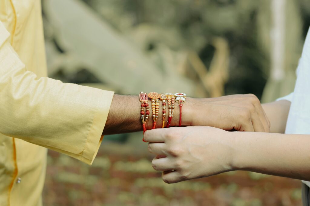 20 Budget-Friendly Gifts for Sisters this Raksha Bandhan